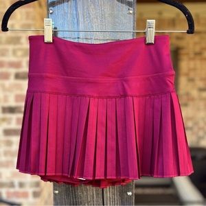 Tennis skirt. Goldhinge. Size small. Maroon. NWT
